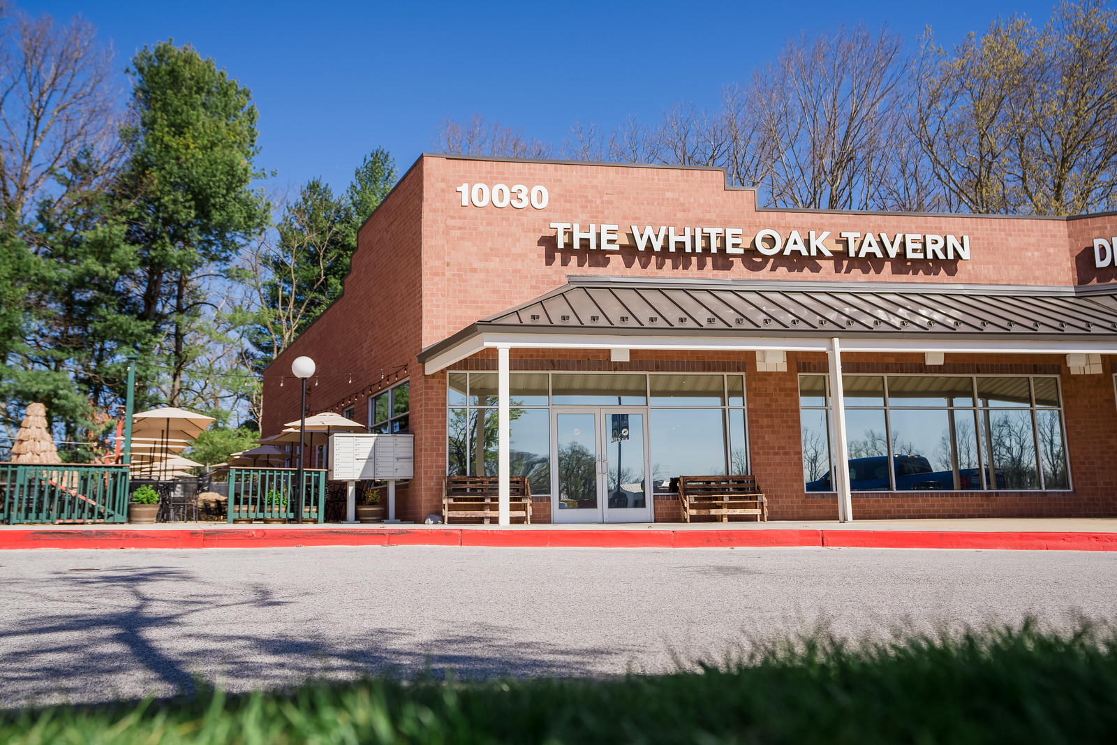 About The White Oak Tavern